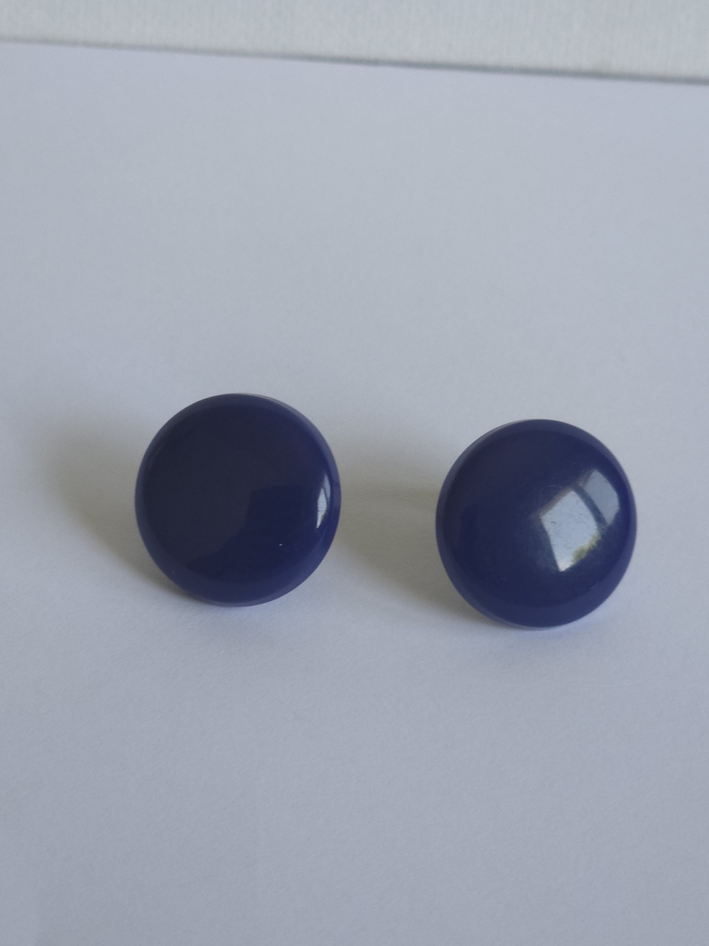Vintage 1980s Cobalt Navy Blue Enamel Button Clip On Earrings Gold Tone - Picture 6 of 11